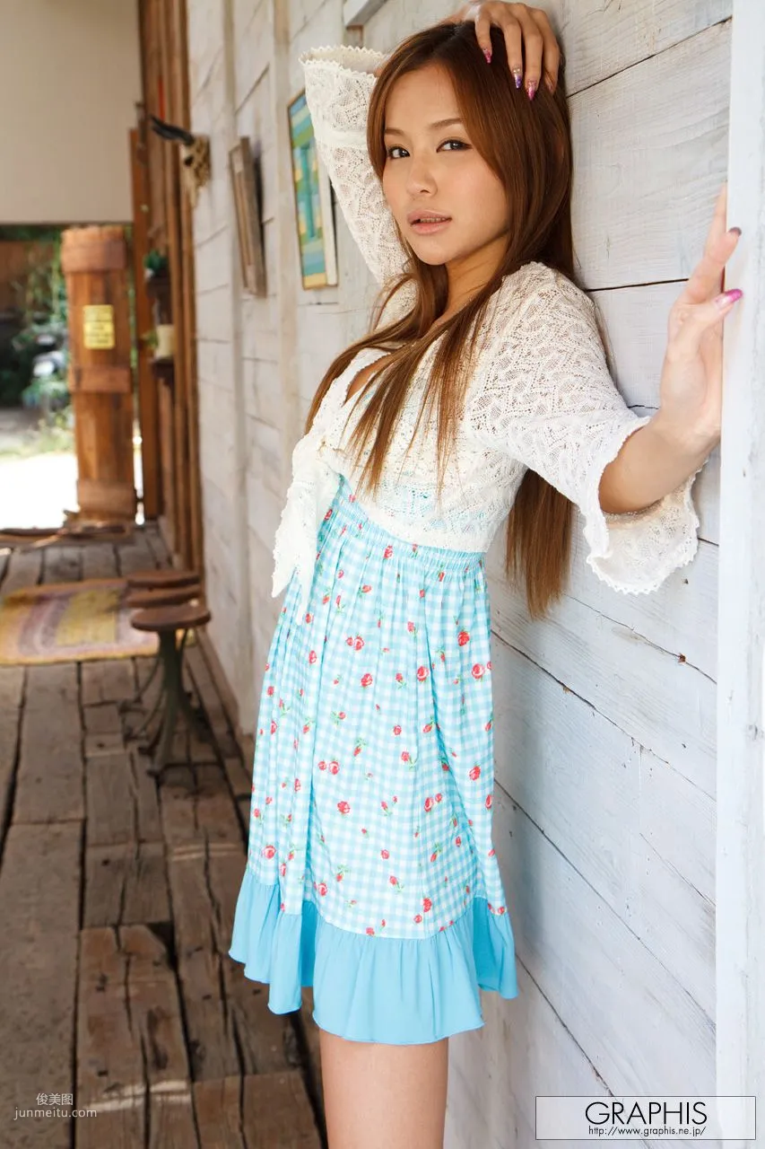 丘咲エミリ《Be Born Again》 [Graphis] Gals 写真集4