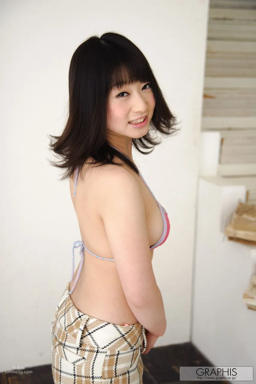 Miku Tamaru: Graphis First Gravure photo 7
