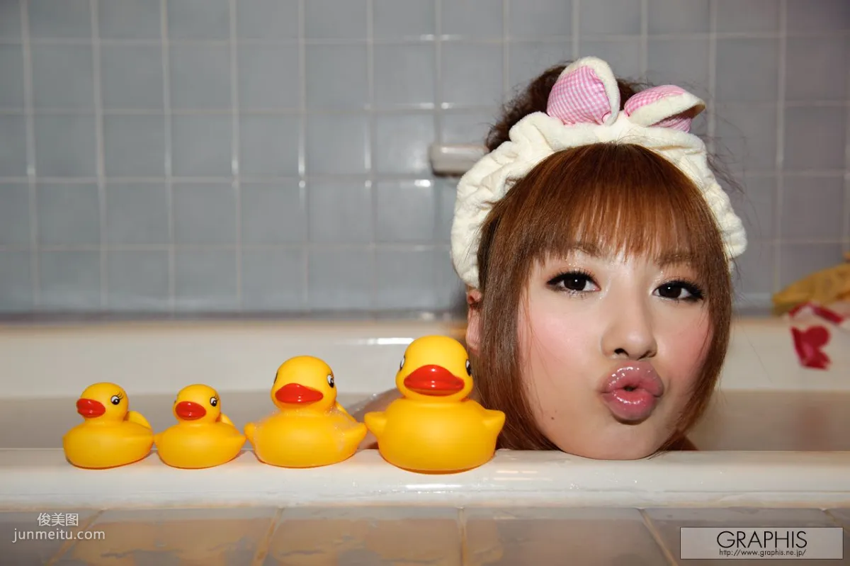 成瀬心美《Pretty Doll》 [Graphis] Special Contents 寫真集 25
