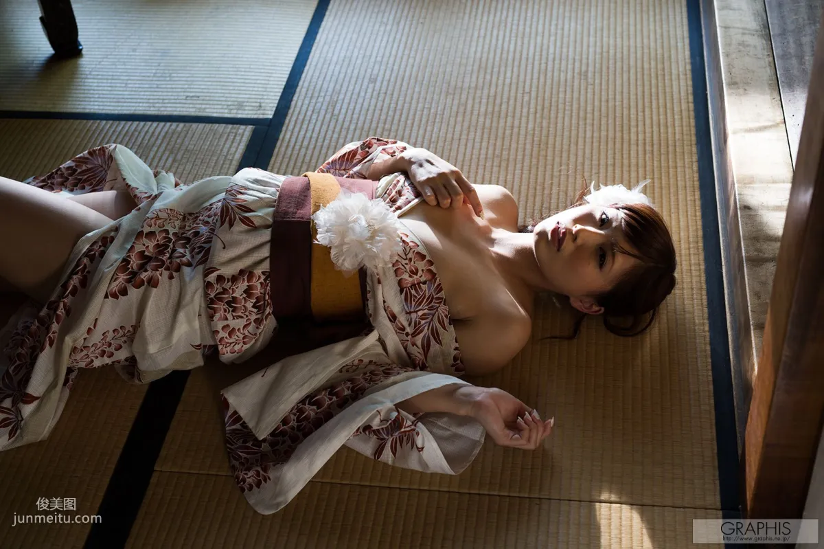 立花陽未《We Rise》 [Graphis] Gals 写真集11