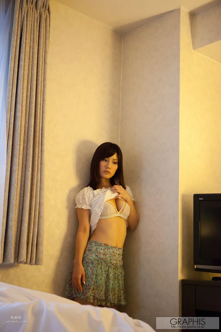 小島みなみ《MINAMIKAZE》 [Graphis] Special Contents 写真集39