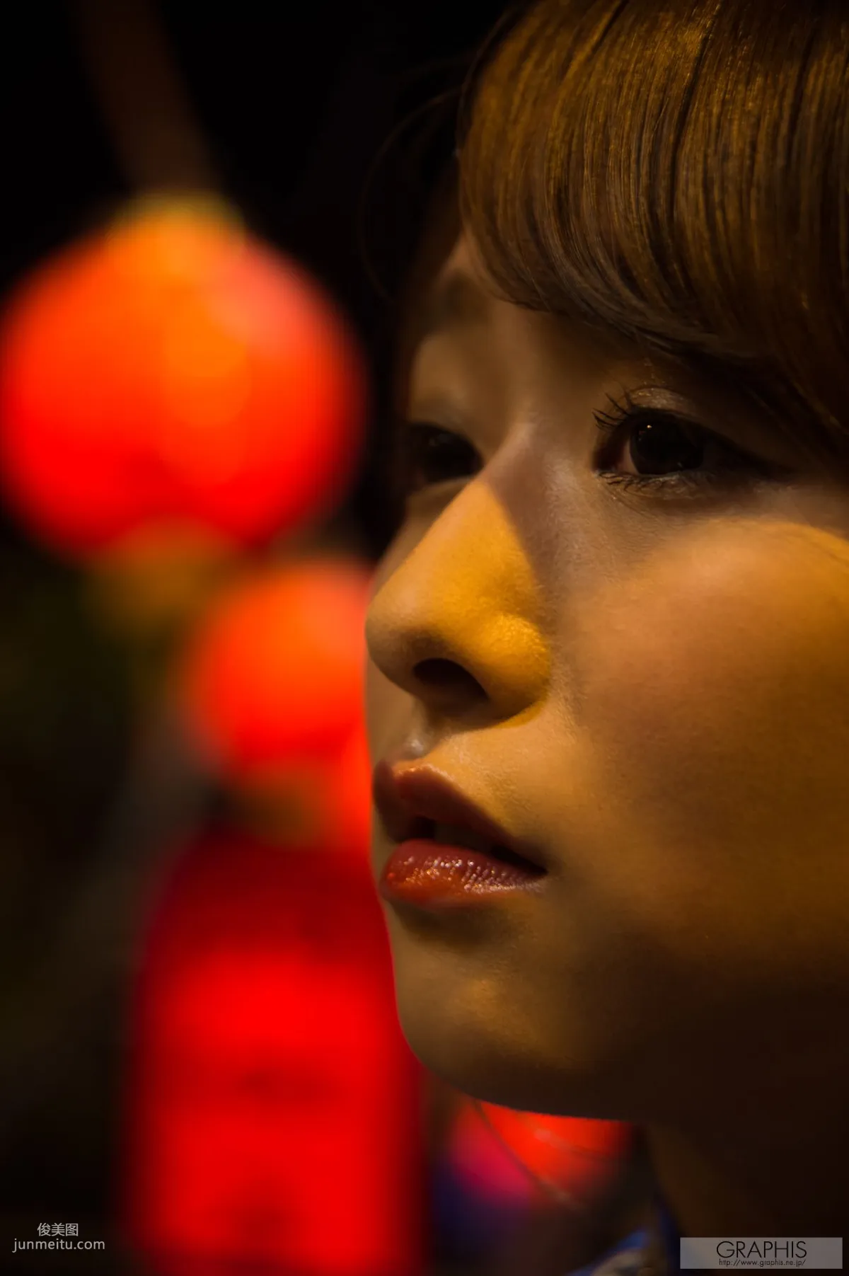 白石茉莉奈《Primary Colors》 [Graphis] Gals 寫真集 36