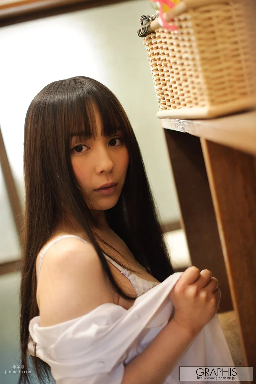 佳苗るか《Another World》 [Graphis] Gals 寫真集 25