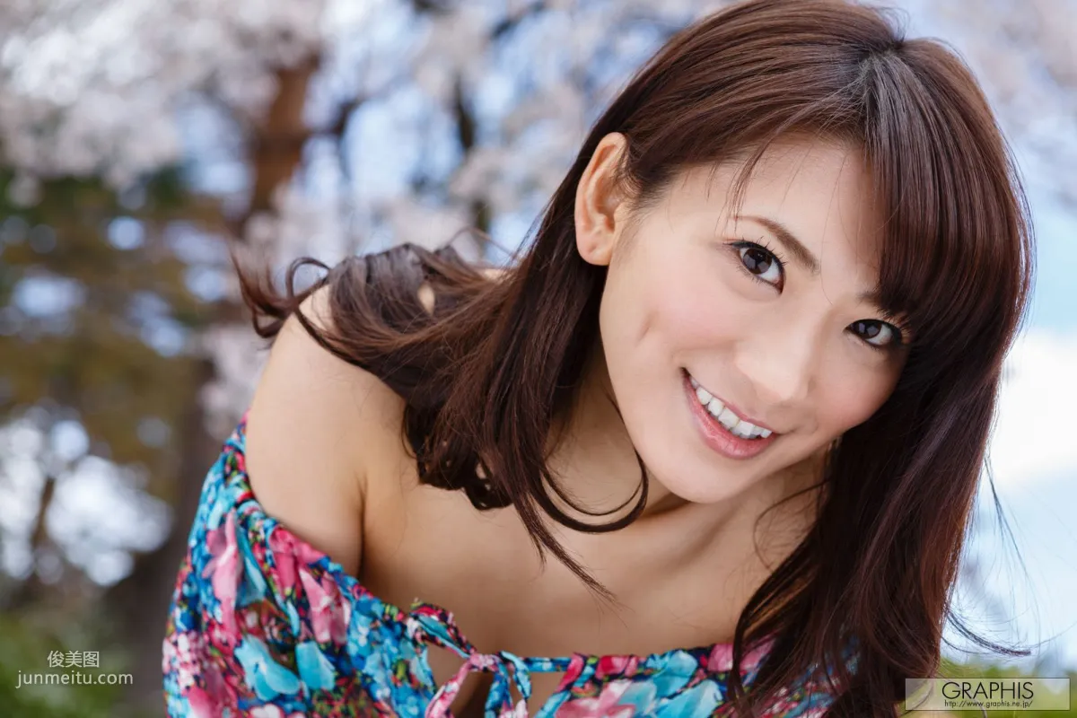 香西咲《Footloose》 [Graphis] Gals 寫真集 15