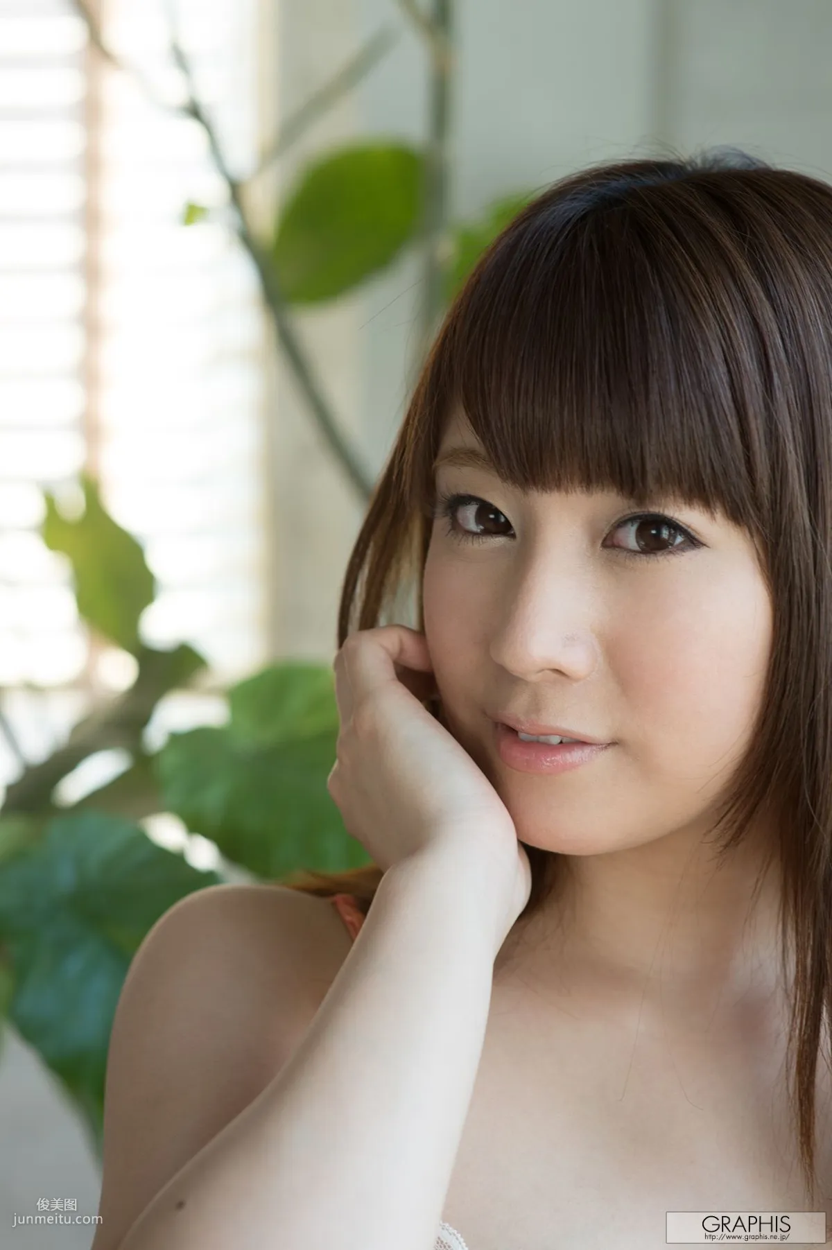 Minami Hatsukawa, Ordinary World, [Graphis] Gals Photo Set photo 13