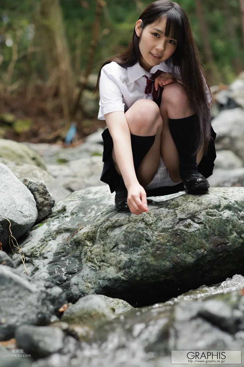 佳苗るか《Another World》 [Graphis] Gals 寫真集 42