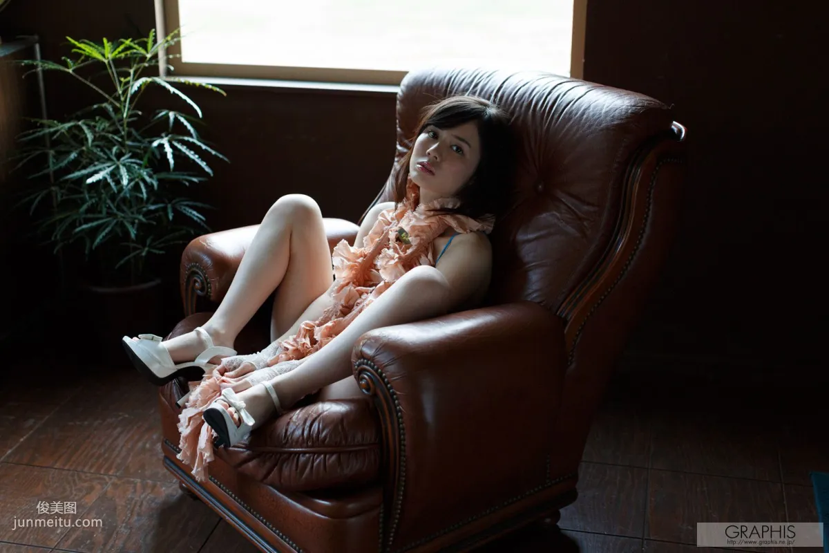 Aimi Yoshikawa: Graphis First Gravure photo 22