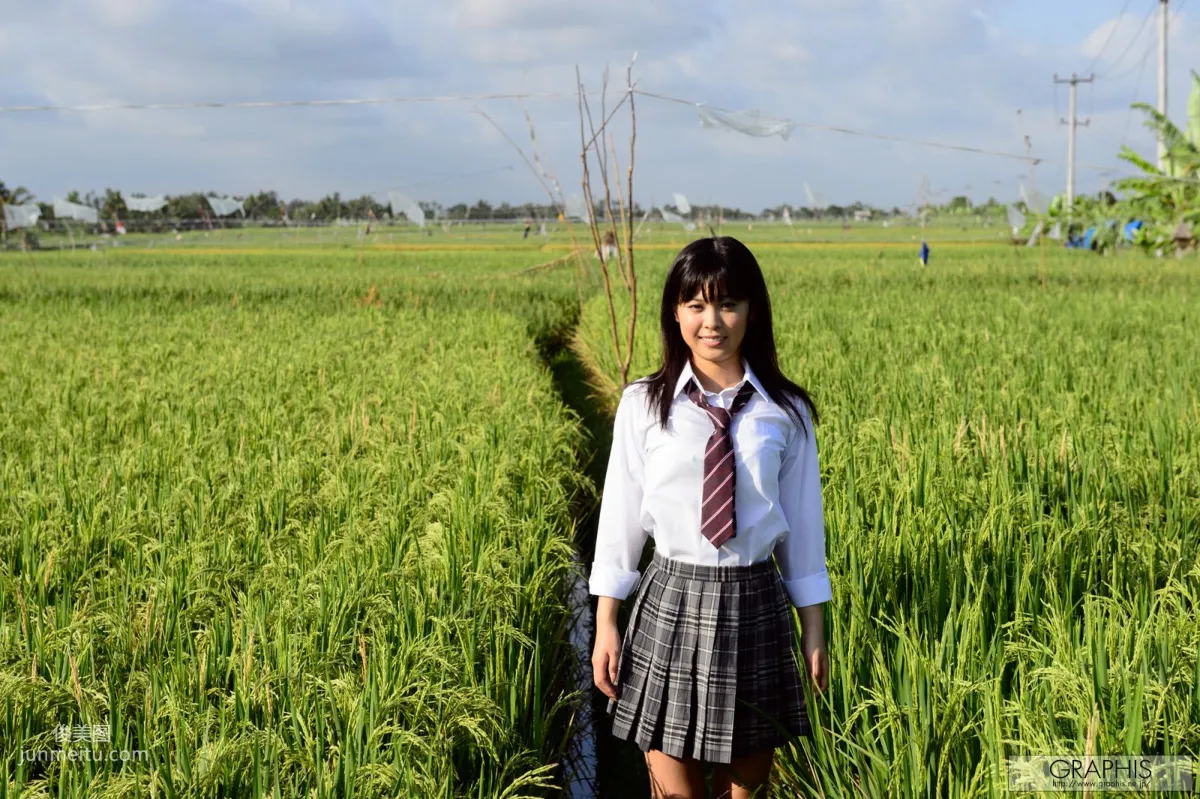 Mayu Sato: Graphis First Gravure photo 22