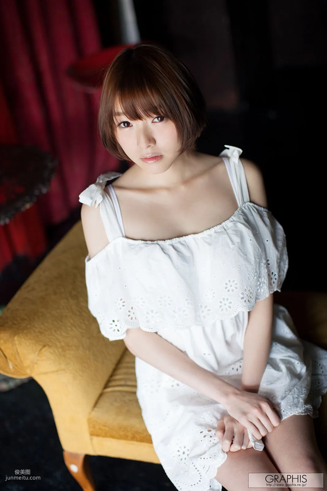 Ayane Suzukawa: Graphis First Gravure photo 8