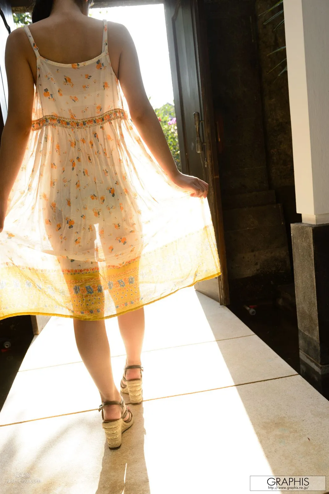 Mayu Sato: Graphis First Gravure photo 2