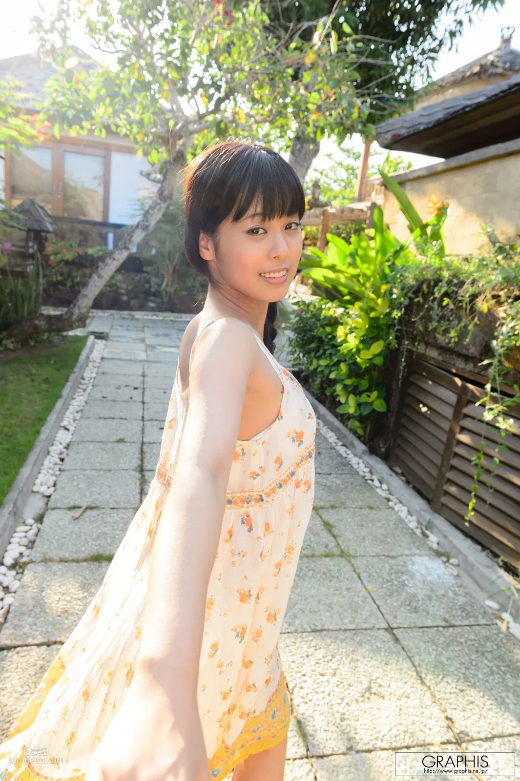 Mayu Sato: Graphis First Gravure photo 5