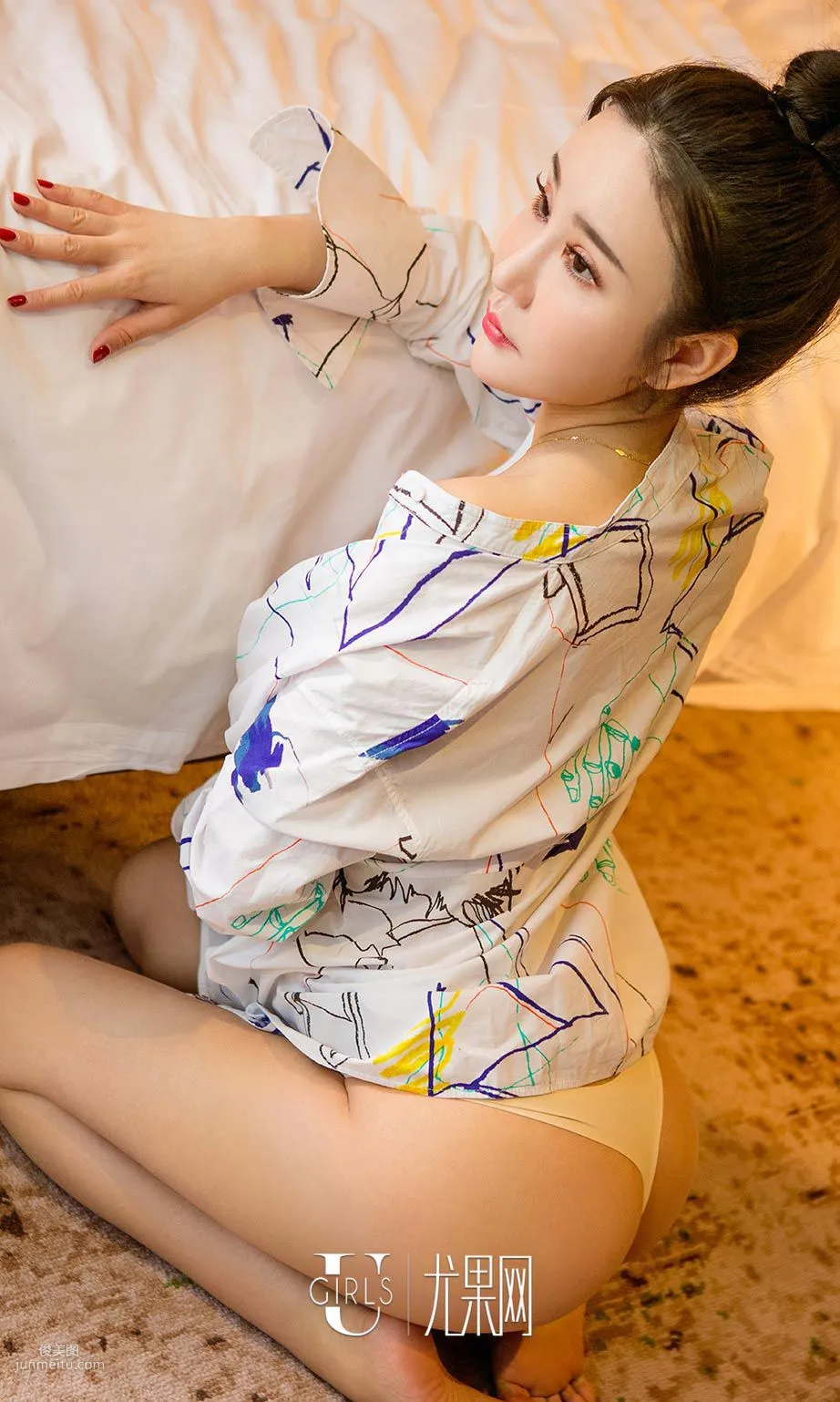 Helian Luna, Elegant Bun [Ugirls App] No.642 Photo Set photo 9