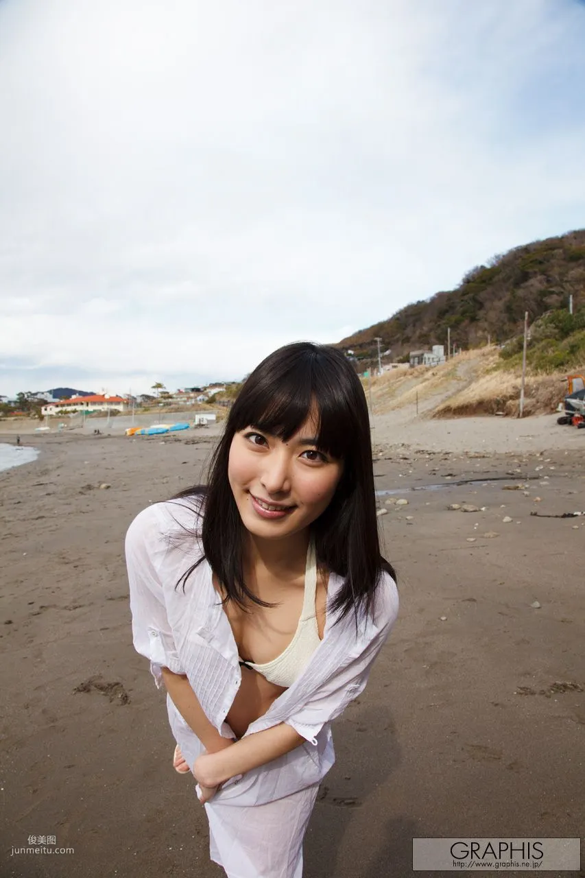 由愛可奈《Never Change》 [Graphis] Gals 寫真集 3