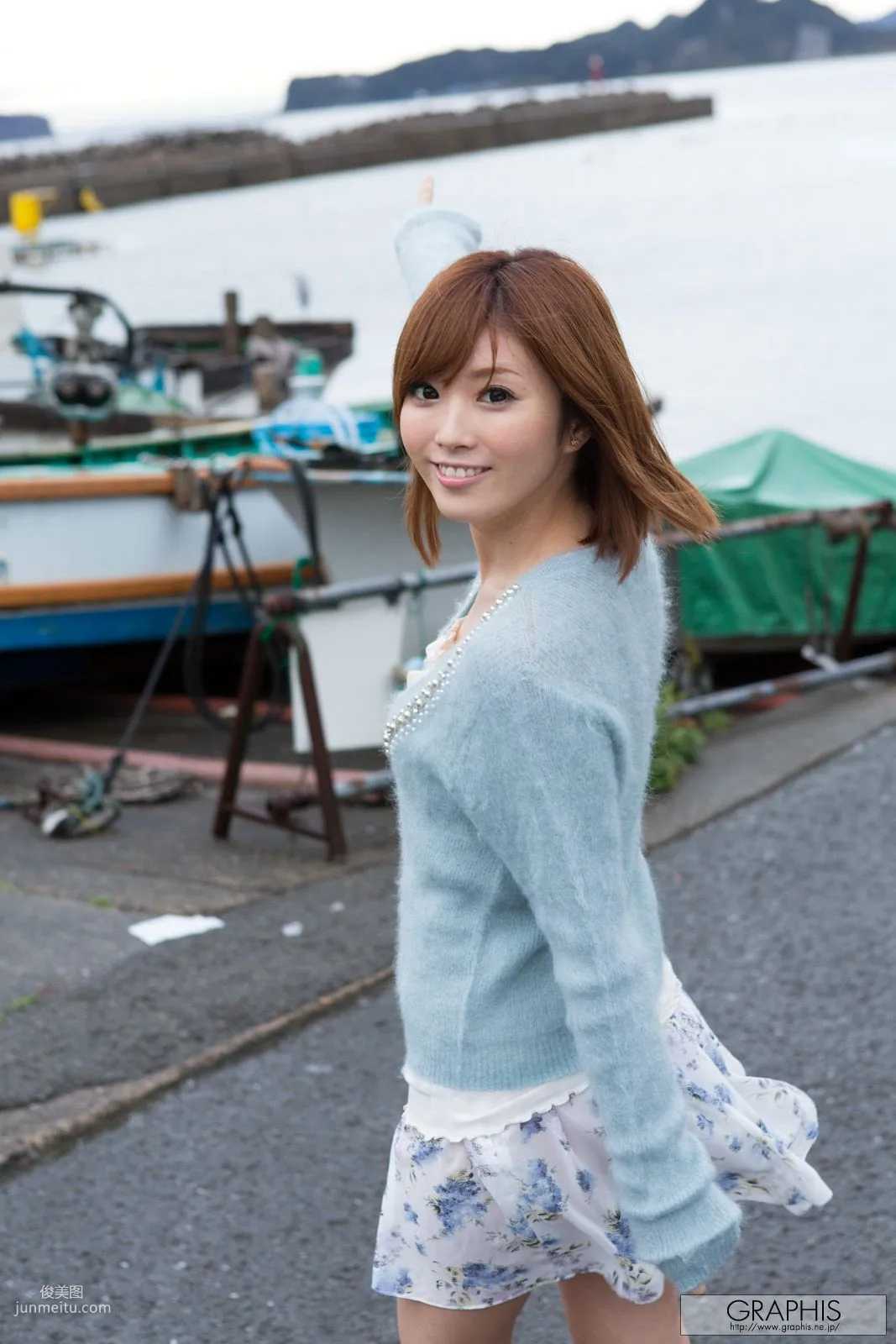 Rina Katou [Graphis] Special Girls Gravure Photo Set photo 25