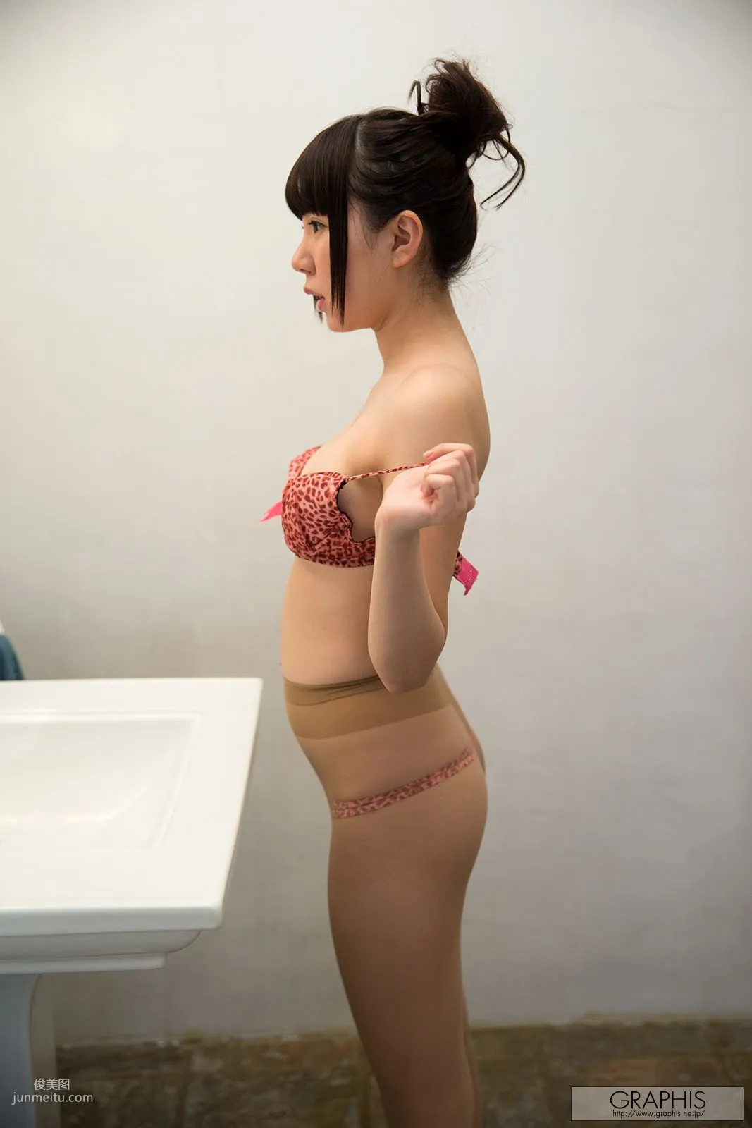 Haruna Osaka/Risa Naruse "My Idol" [Graphis] Gals Photo Set photo 26