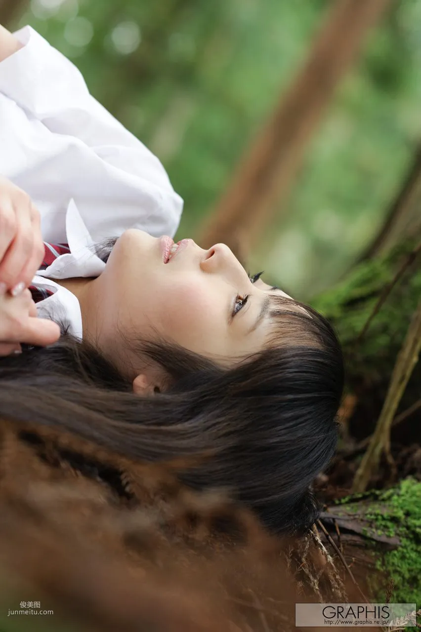 佳苗るか《Another World》 [Graphis] Gals 寫真集 19