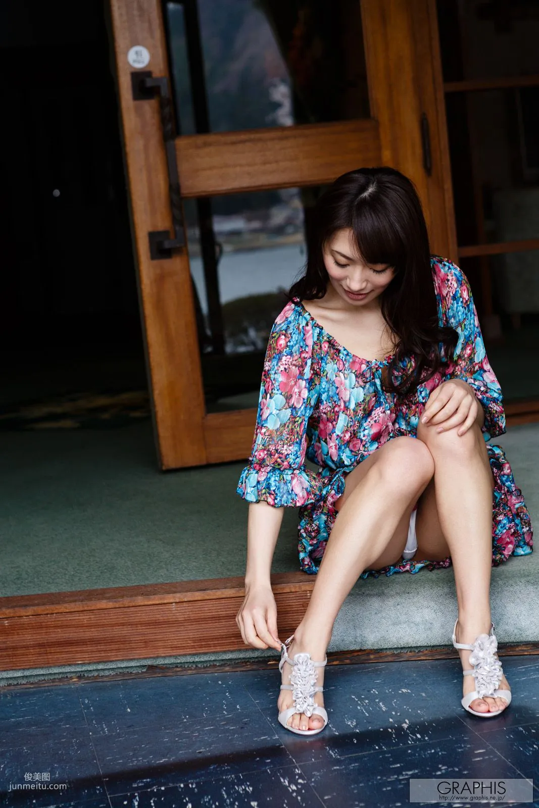 香西咲《Footloose》 [Graphis] Gals 寫真集 19