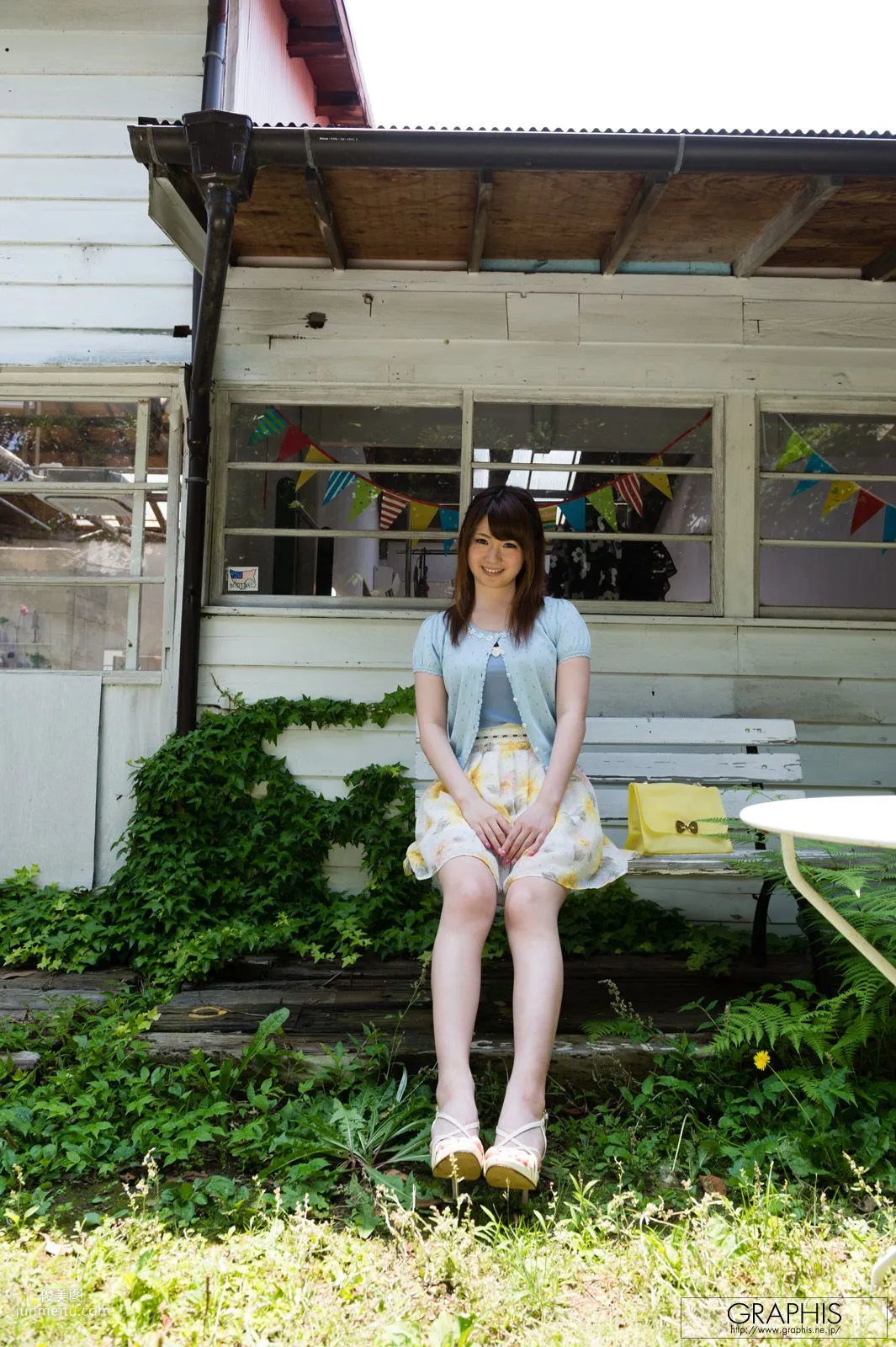 西川ゆい/西川结衣 [Graphis] First Gravure 初脱ぎ娘 写真集1