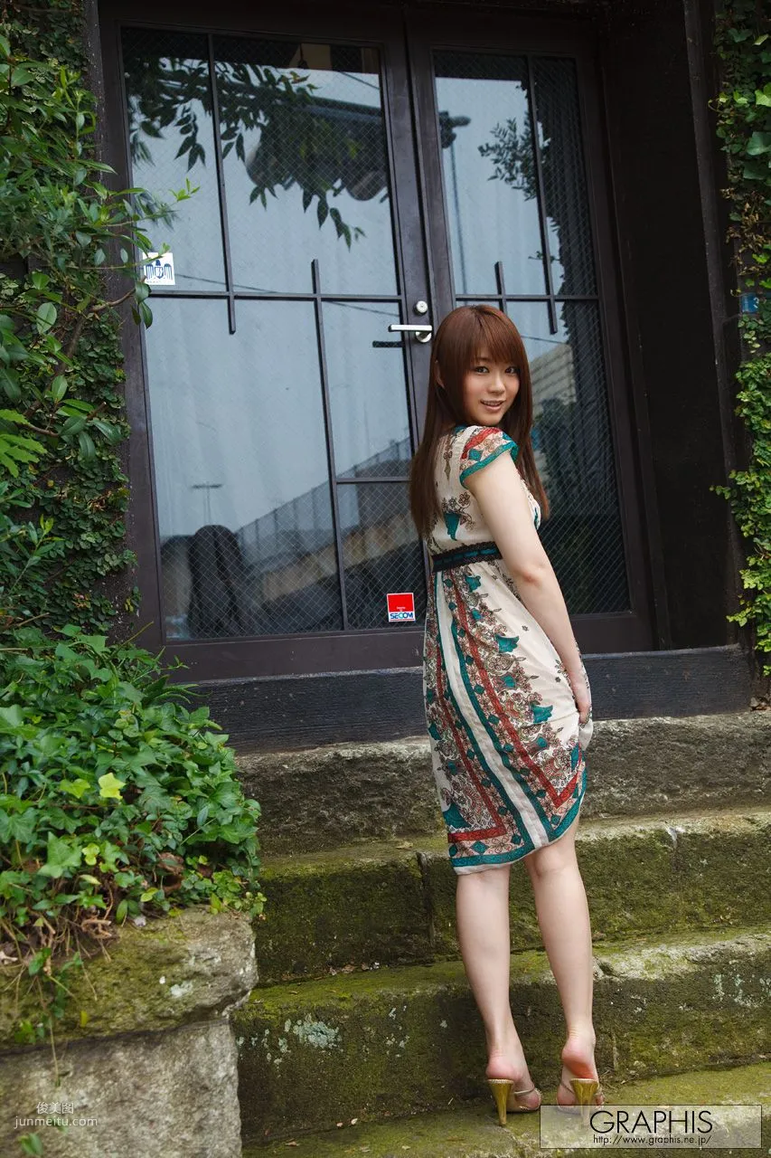 秋元まゆ花《Challenge》 [Graphis] Gals 写真集4