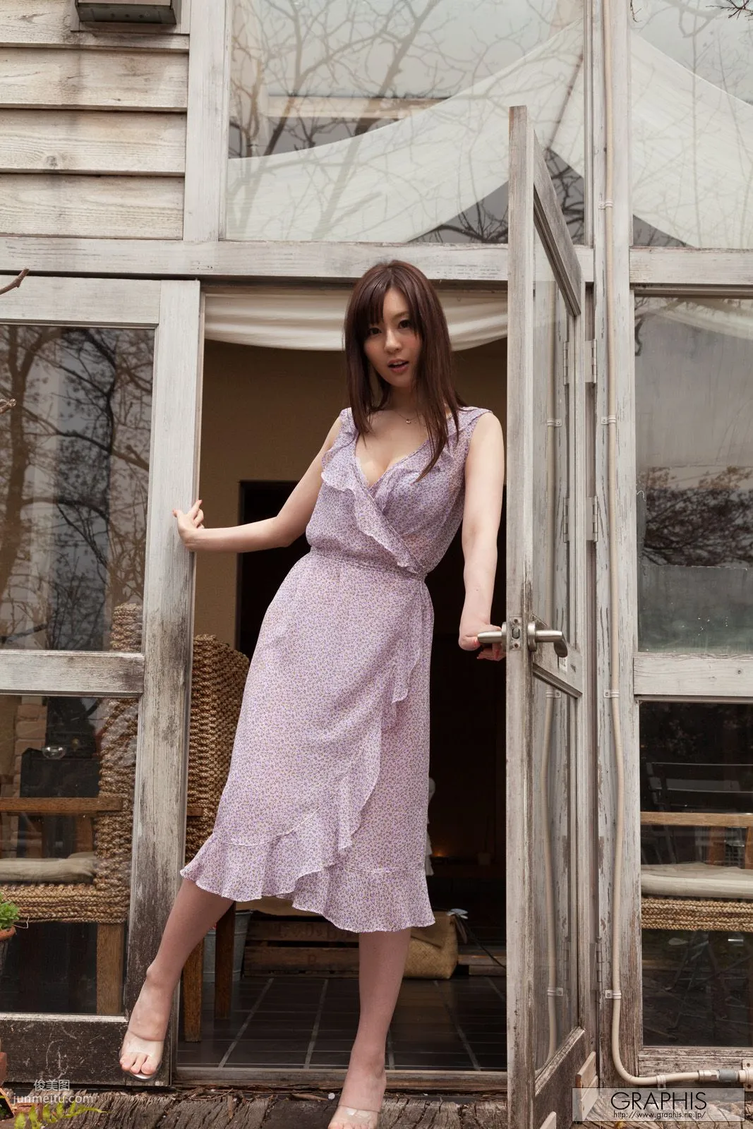 辰巳唯《Unaffected Girl》 [Graphis] Gals 寫真集 15