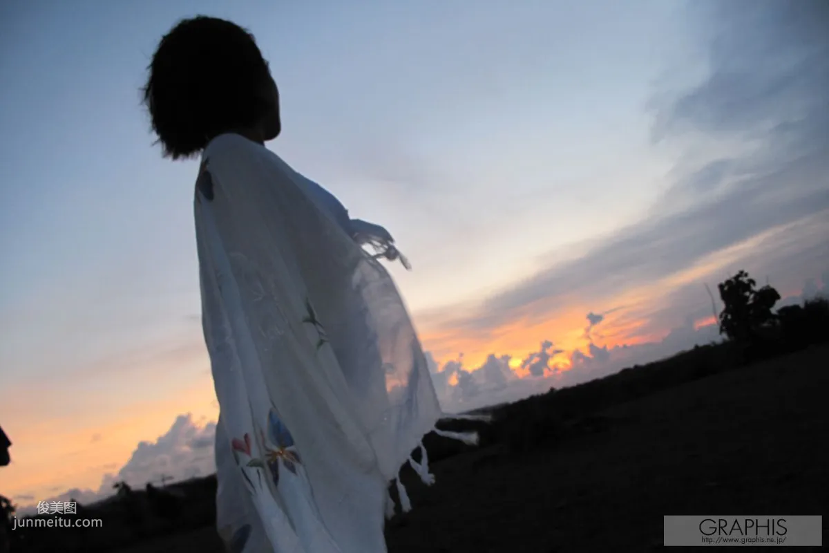 牧瀬みさ/牧濑美沙《First Trip》 [Graphis] Special Contents 写真集8