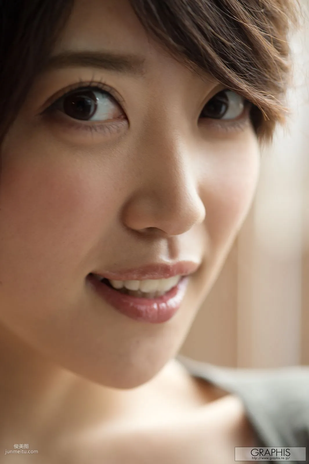 Makoto Yuki, Re Turn [Graphis] Gals, Photo Set photo 6