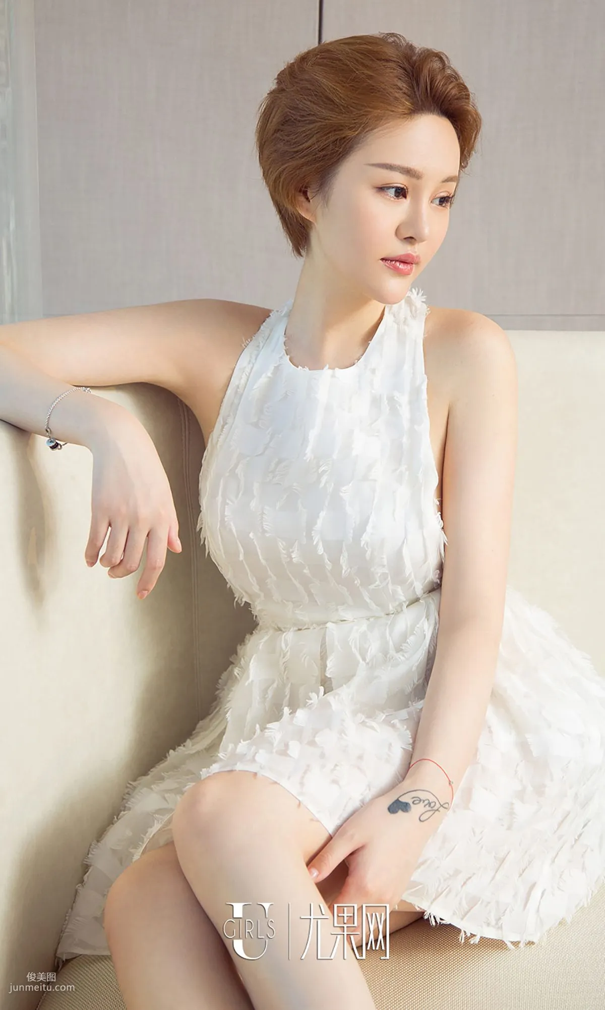 Bai Pangzi《White and White》 [Ugirls App] No.758 Photo Set photo 11