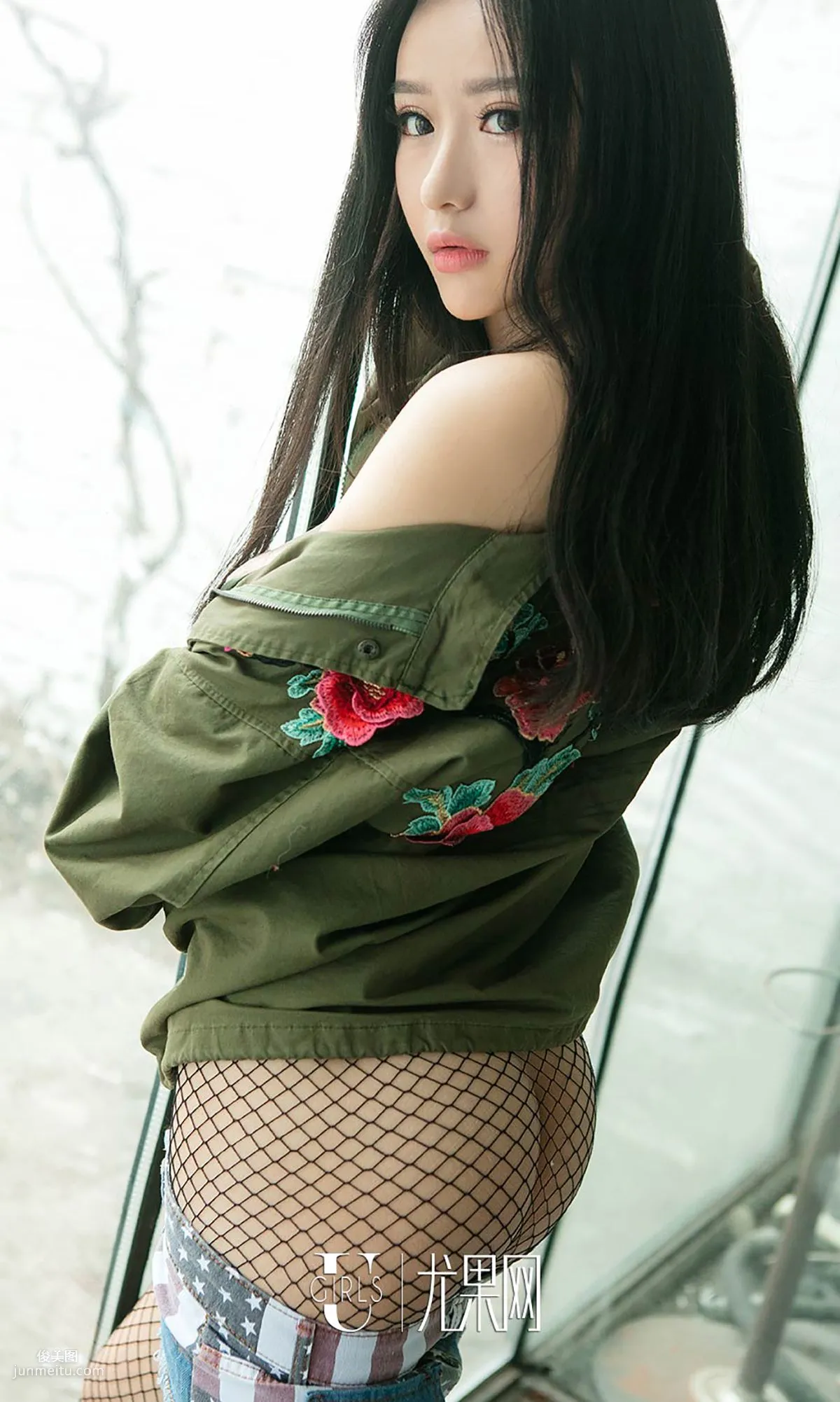 Ni Yeteng, Military Uniform Soft Girl [Ugirls App] No.714 Photo Set photo 9