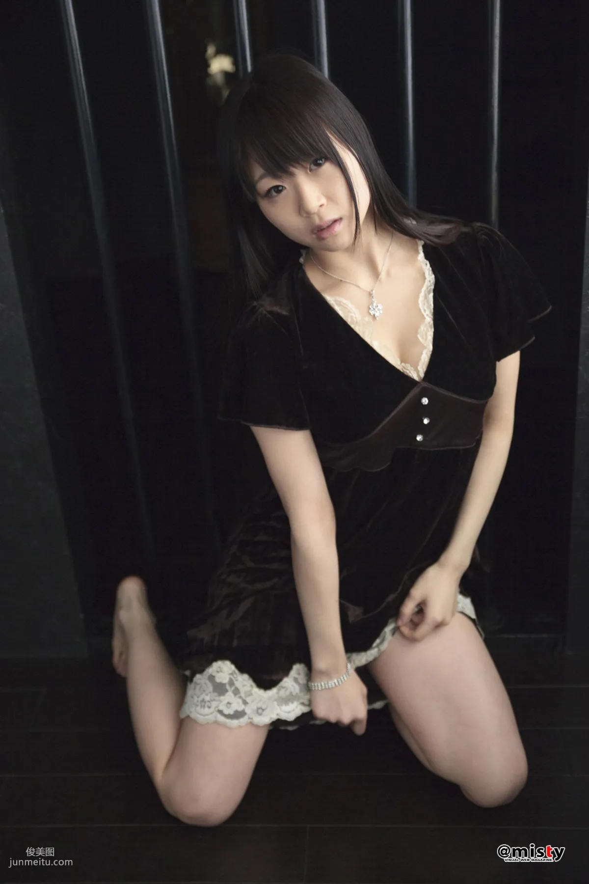 [@misty] No.353 Momoko Miduki 水月桃子 寫真集 2