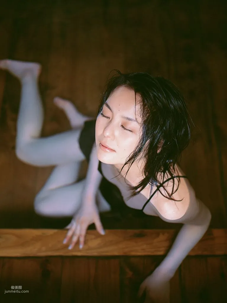 [Wanibooks] NO.13 Keiko Kubo, Keiko Kubo Photo Set photo 136