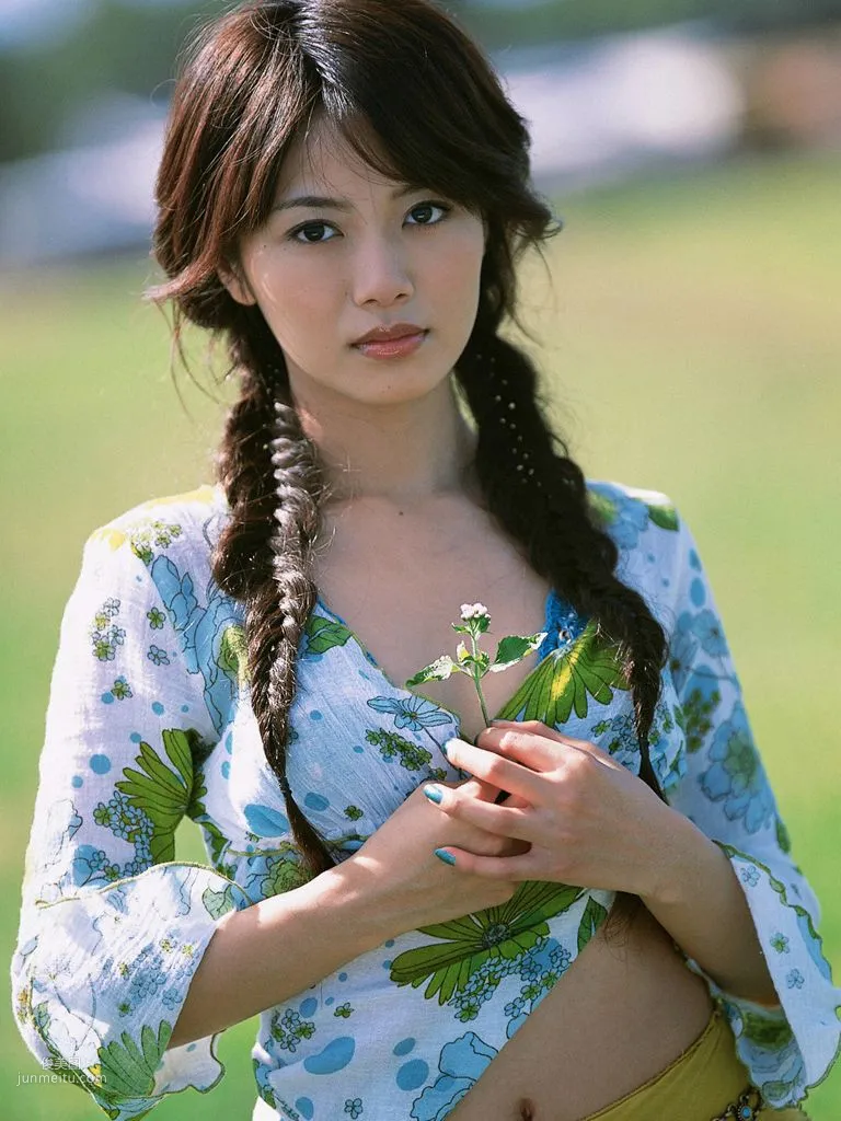 [Wanibooks] NO.18 Yu Hasebe Yu Hasebe/Yu Hasebe Photo Set photo 46