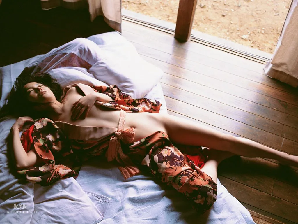 [Wanibooks] NO.13 Keiko Kubo, Keiko Kubo Photo Set photo 119