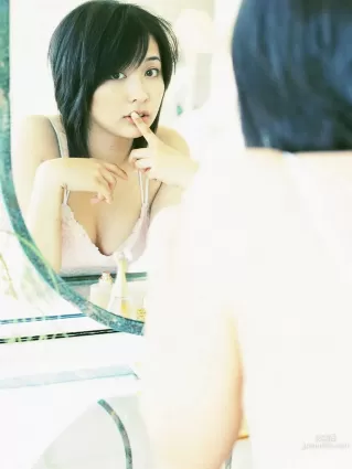 [Wanibooks] NO.25 Mami Yamazaki 山崎真實/山崎真実 寫真集