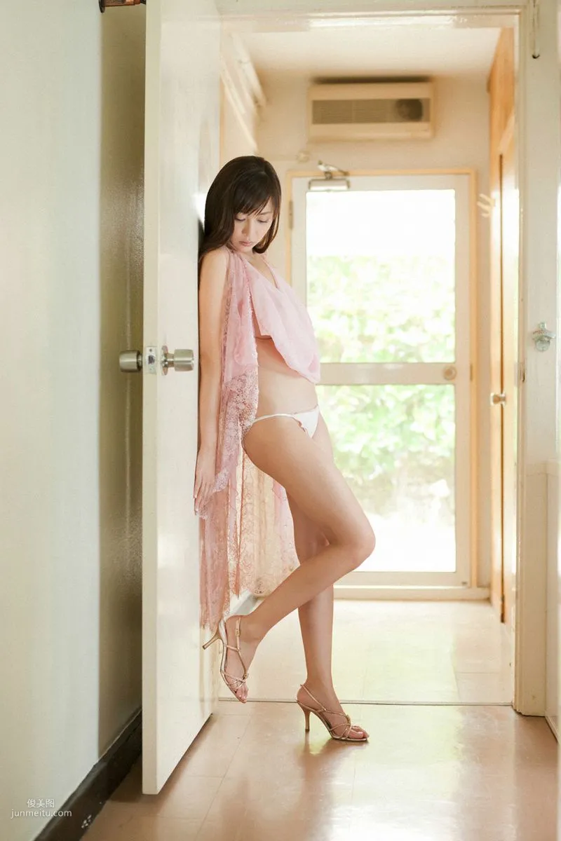 [Wanibooks] NO.94 Anri Sugihara 杉原杏璃 写真集33