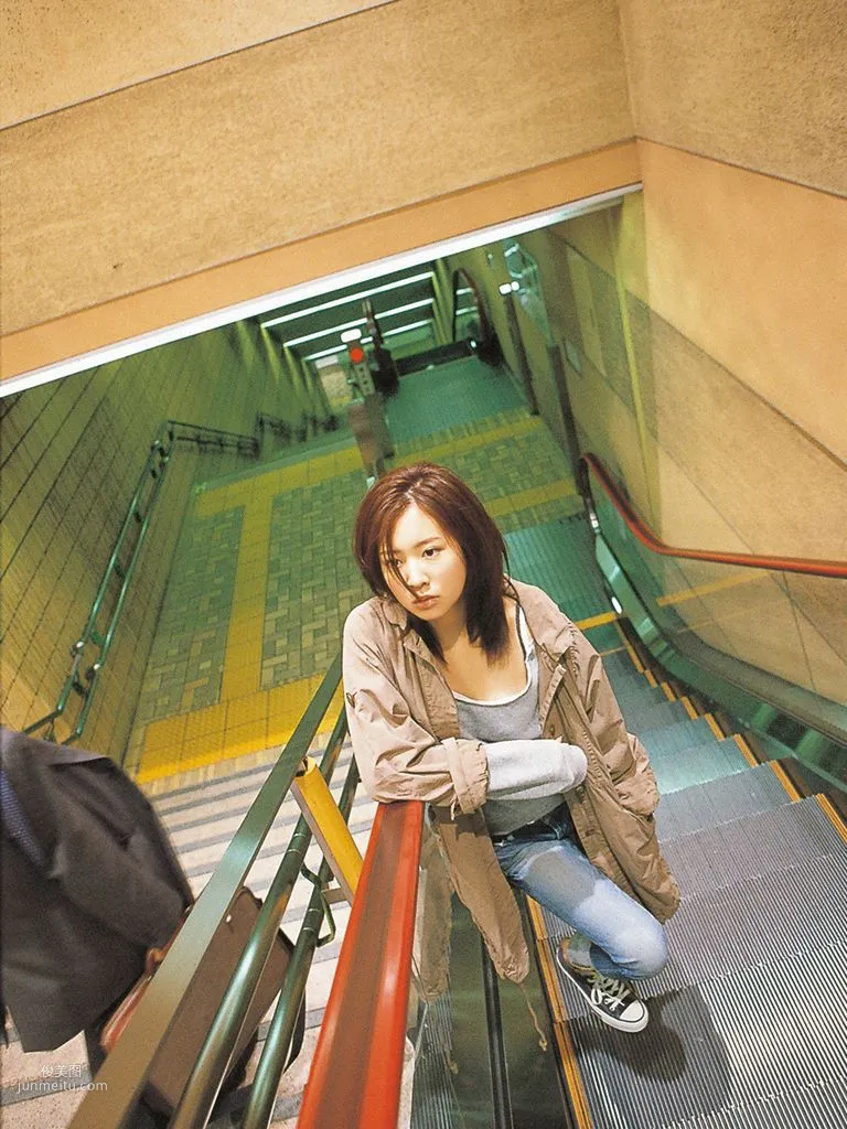 [Wanibooks] NO.50 Sayuri Iwata Photo Set photo 212