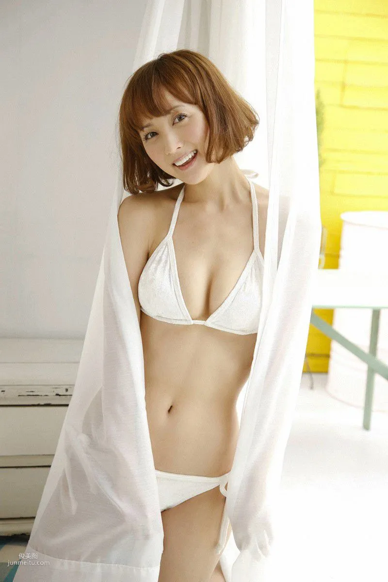 [Wanibooks] NO.77 Ayaka Komatsu 小松彩夏 写真集60