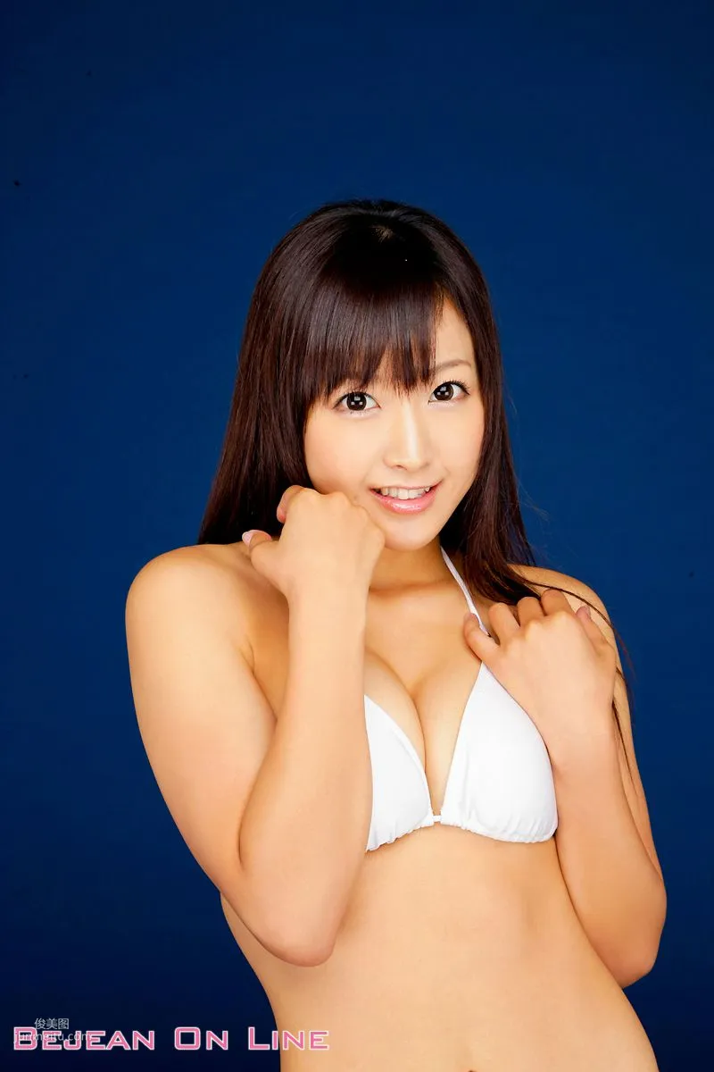 白娘隊 Megumi Fukunaga 福永愛美 [Bejean On Line] 寫真集 31