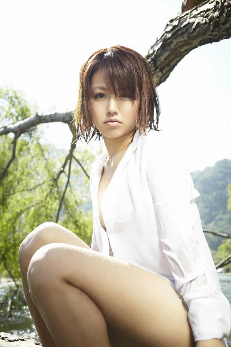 [Wanibooks] NO.83 Sayaka Isoyama Photo Set photo 60