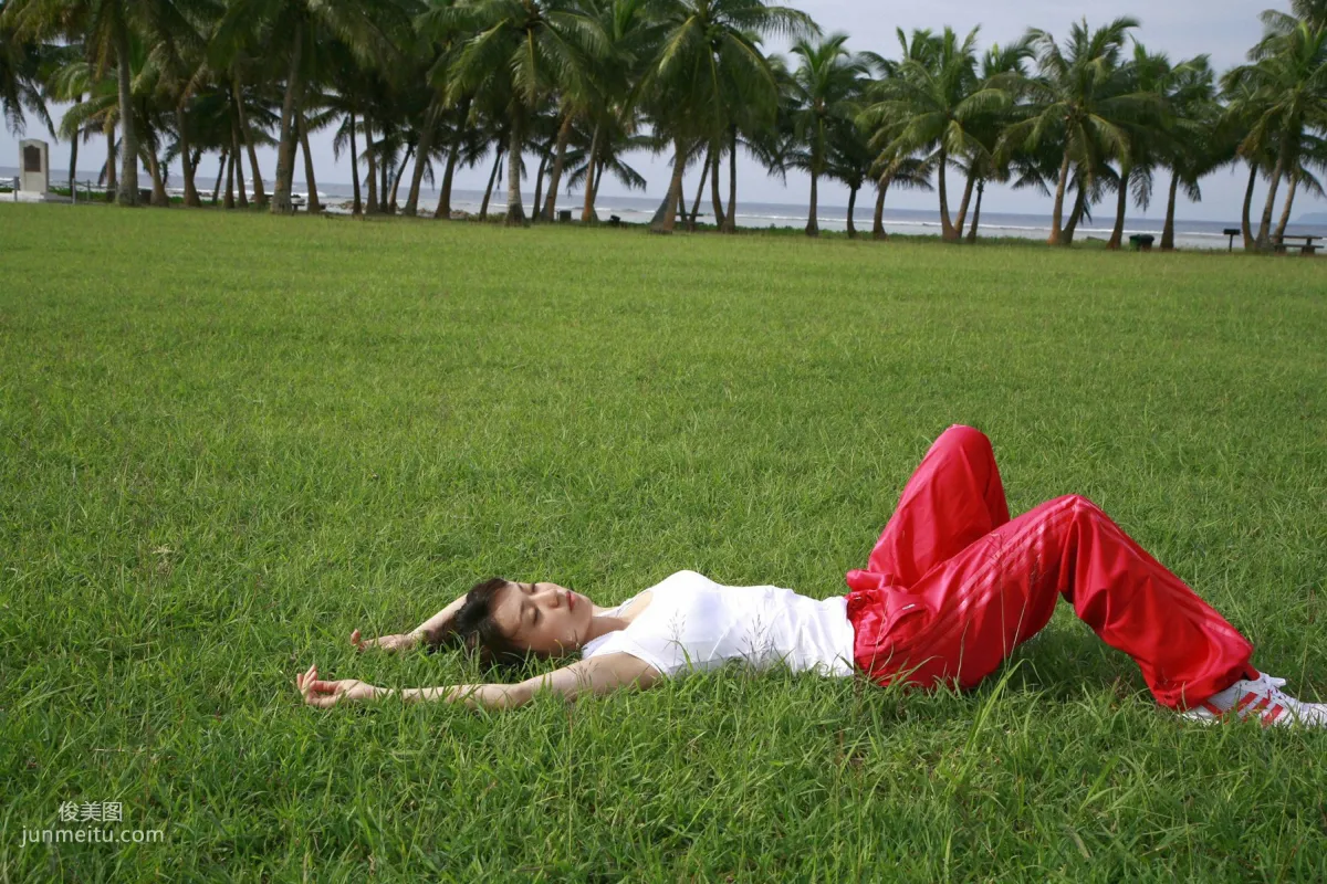 [Wanibooks] NO.67 Yuko Ooshima Yuko Oshima Photo Set photo 75