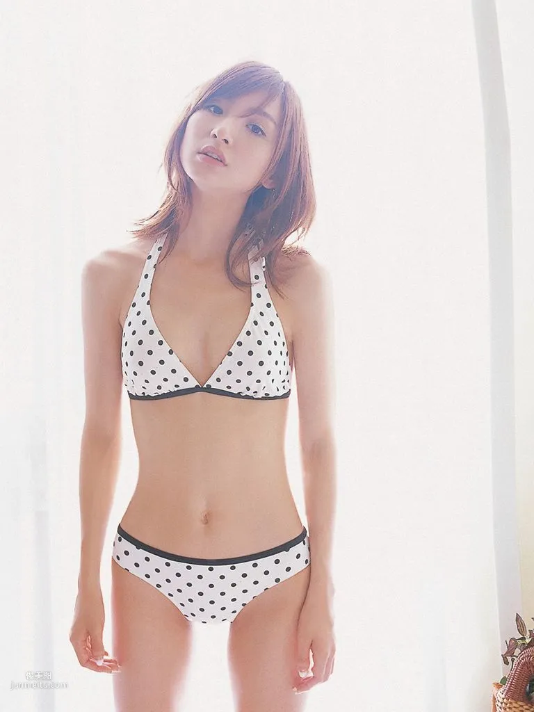 [Wanibooks] NO.51 Mariko Shinoda 篠田麻里子 写真集174