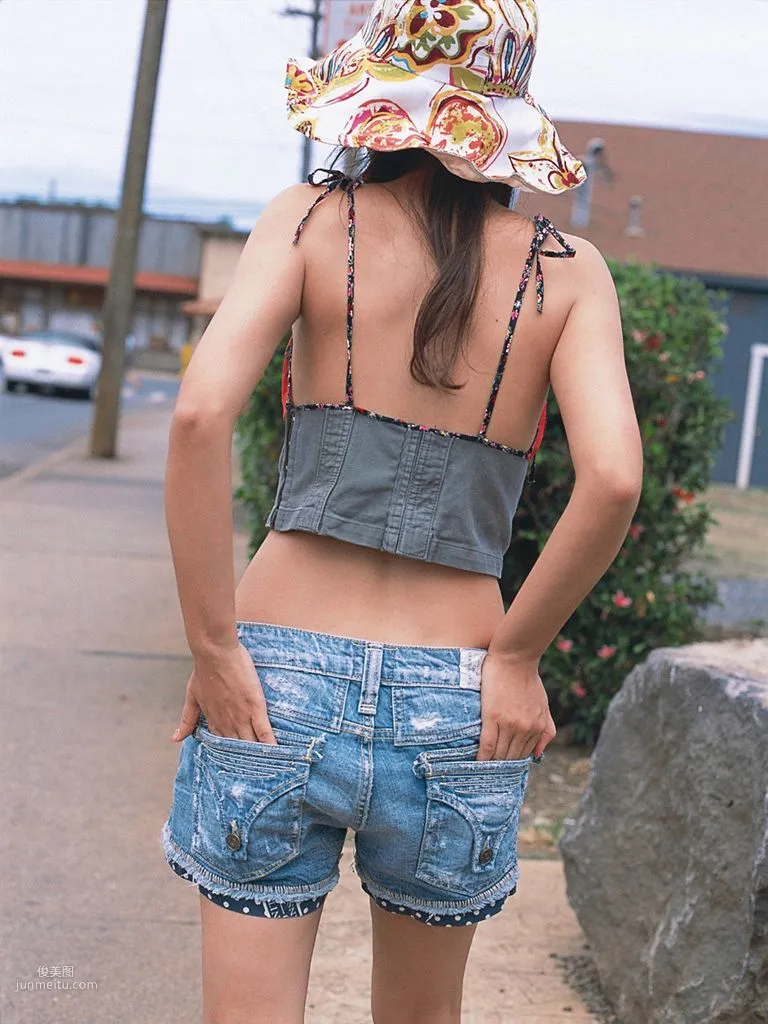 [Wanibooks] NO.44 Azusa Yamamoto 山本梓 寫真集 44