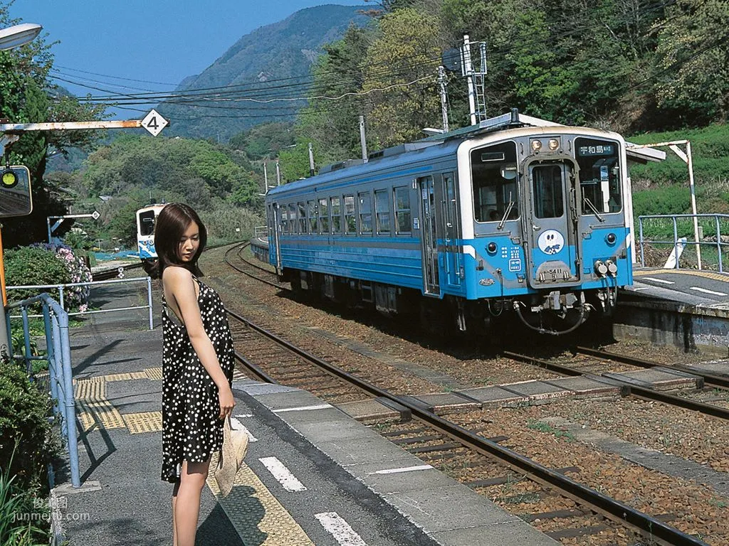 [Wanibooks] NO.50 Sayuri Iwata Photo Set photo 50