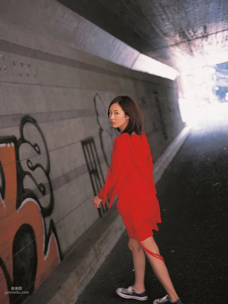 [Wanibooks] NO.50 Sayuri Iwata Photo Set photo 15