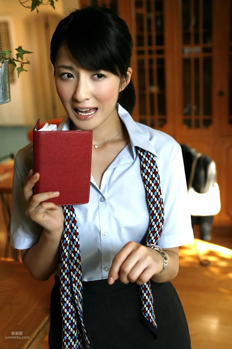 [Wanibooks] NO.58 Matsuki Rina 松木裡菜 寫真集 64