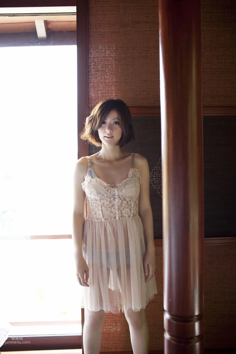 [Wanibooks] NO.84 Naomi Yotsumoto Photo Set photo 1