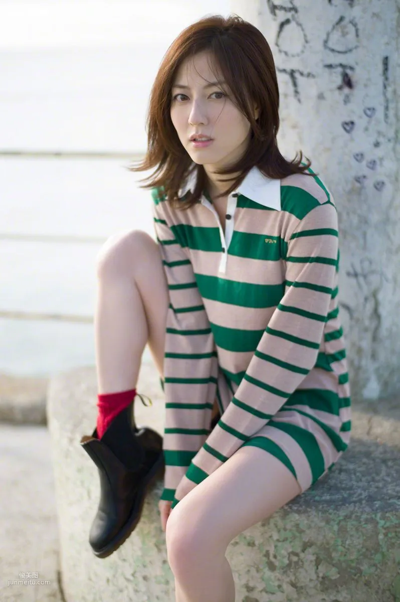 [Wanibooks] NO.136 Yumi Sugimoto 杉本有美 写真集240