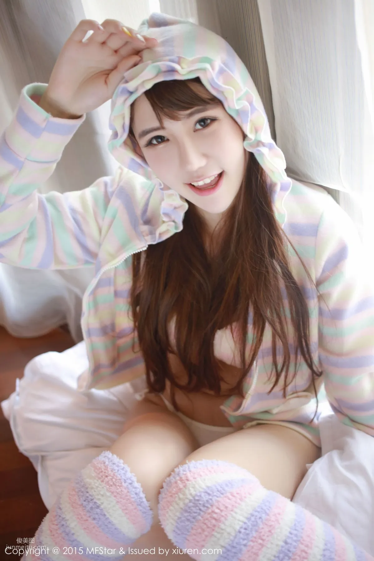 Xionga BOBO Lombok Travel Shoot 3 Sets of Sexy Lingerie [MFStar] Vol.027 Photo Set photo 4