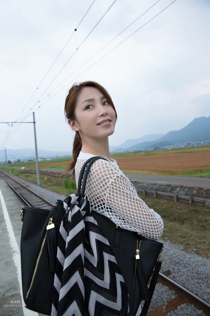 [Wanibooks] NO.129 You Kikkawa 吉川友 写真集45