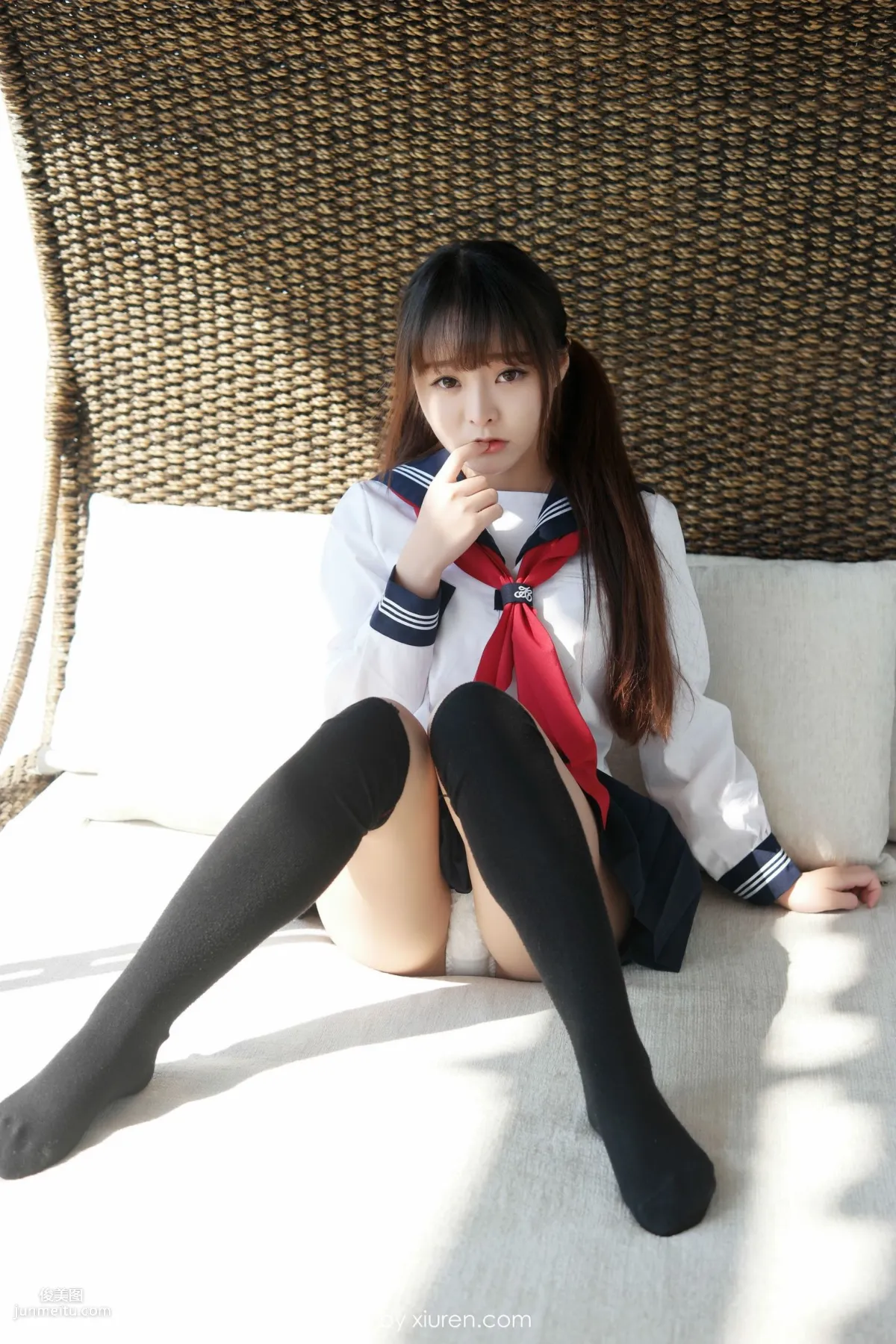 Liu Youqi Sevenbaby 'Dali Travel Shoot' Sailor Uniform Seductive Girl [MFStar] Vol.002 Photo Set photo 1