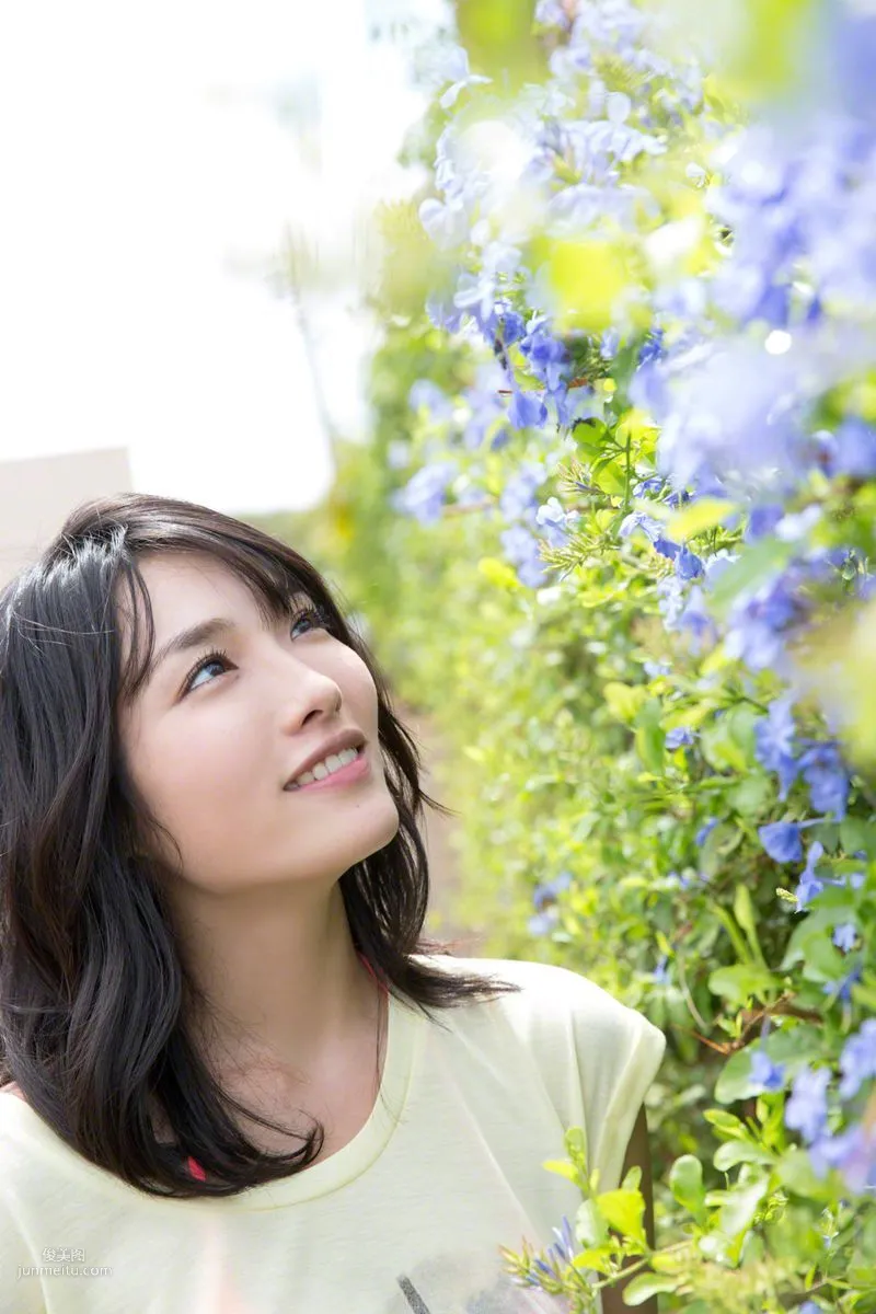 [Wanibooks] NO.127 Anna Konno 今野杏南 寫真集 33